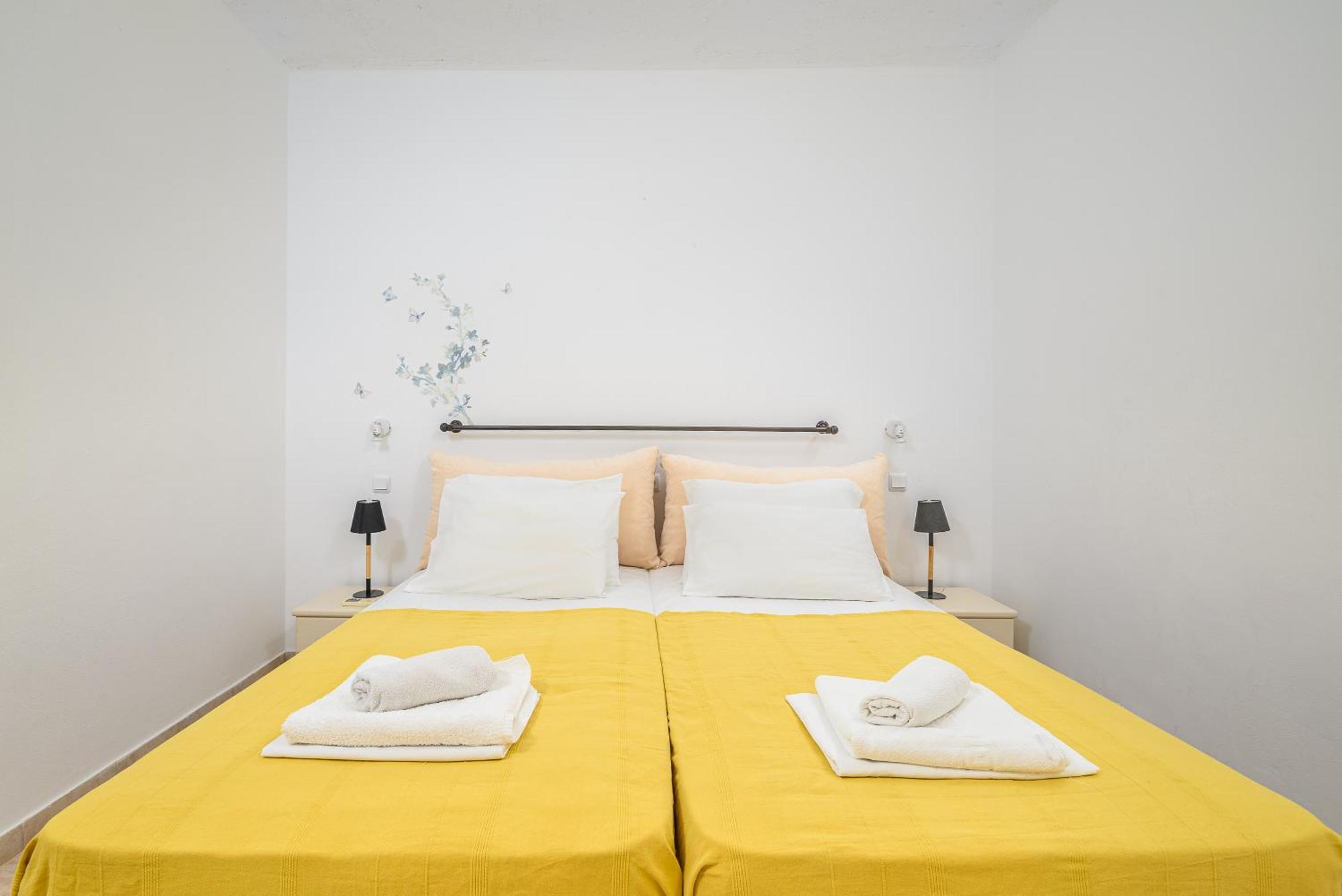 Renia'S Villas 헐소니소스 외부 사진