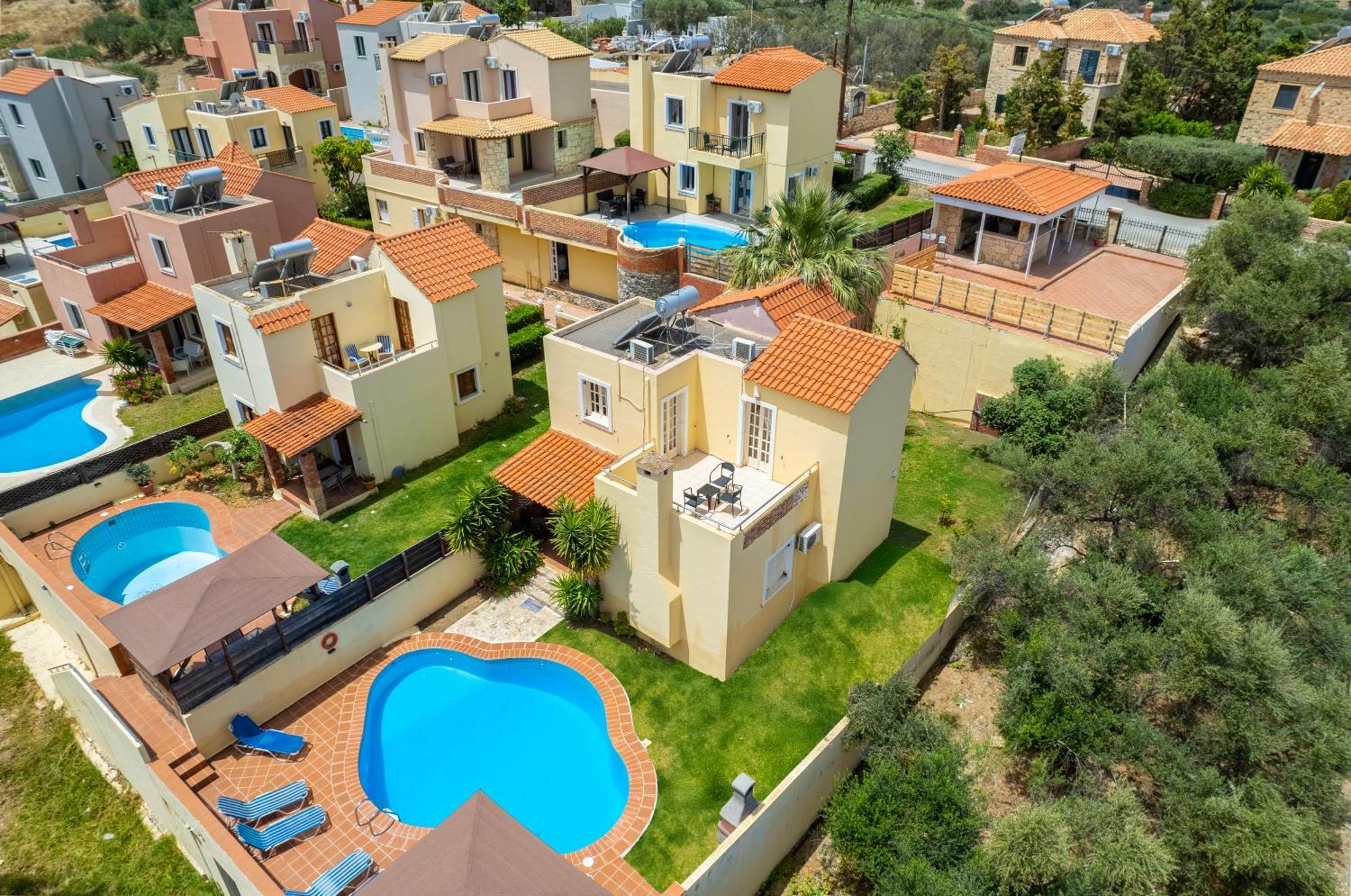 Renia'S Villas 헐소니소스 외부 사진