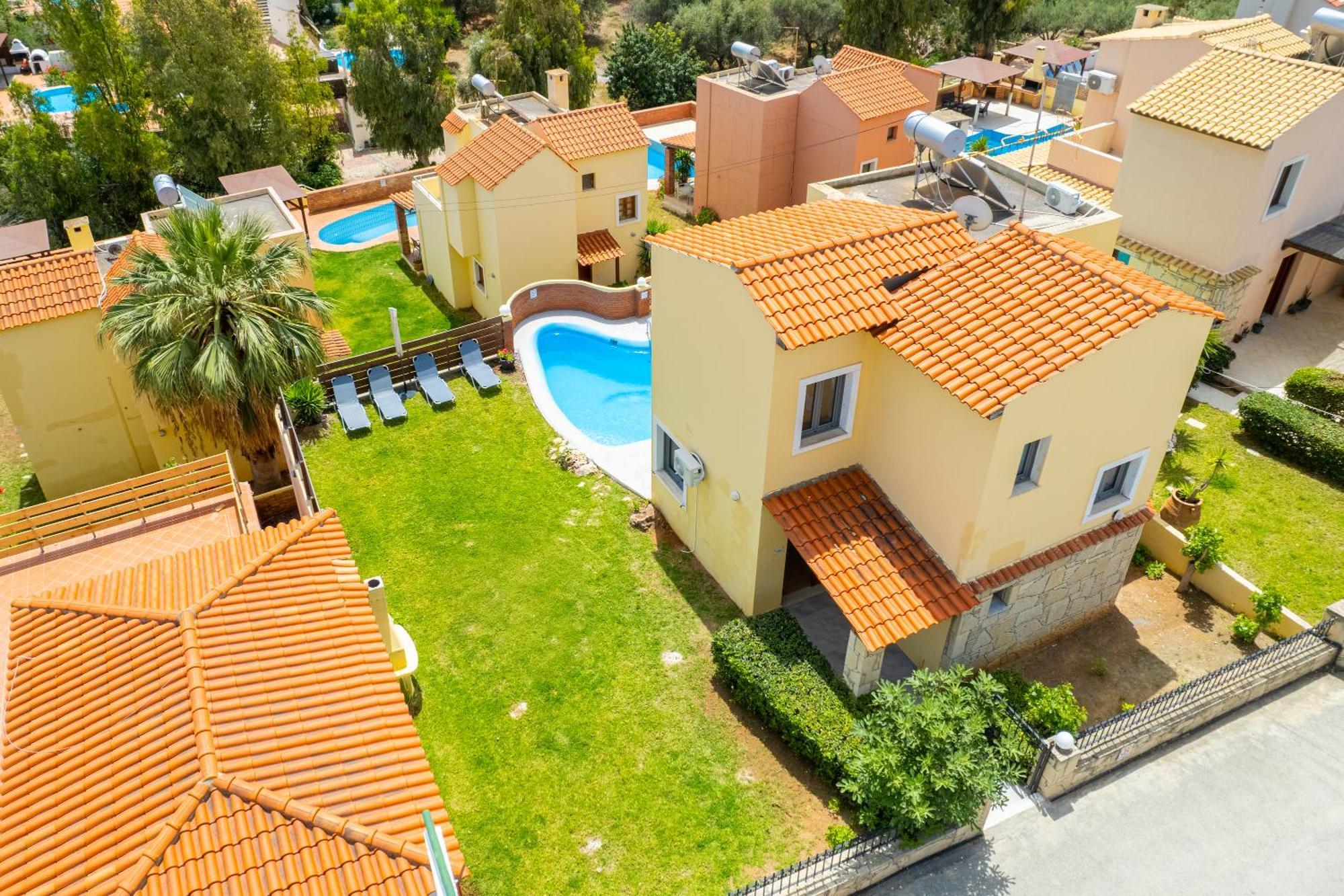 Renia'S Villas 헐소니소스 외부 사진